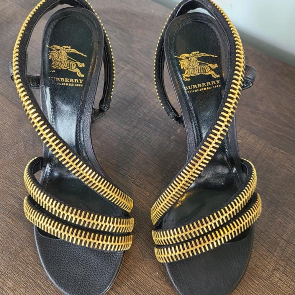Burberry Zipper Sandal Heels Size US 5 / IT 35 - Picture 3 of 7